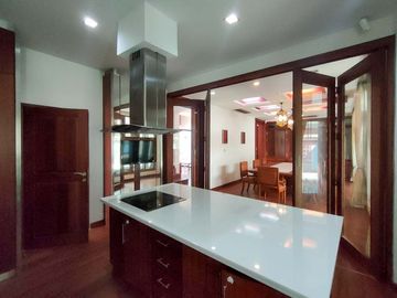 Pool villa for sale or rent, in a luxury village, Mae Hia-Hang Dong, Chiang Mai
