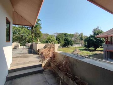 Pool villa for sale or rent, in a luxury village, Mae Hia-Hang Dong, Chiang Mai