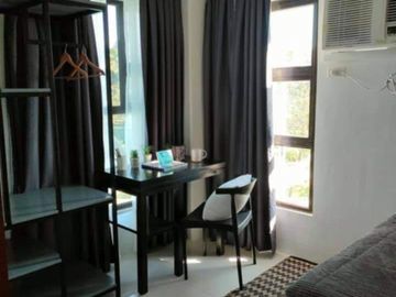 1-Bedroom with Balcony at Royal Oceancrest Mactan,Lapu-lapu City