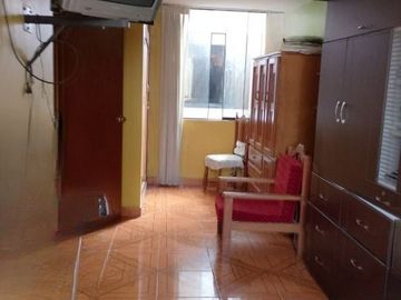 🏡 ¡Oportunidad excepcional para adquirir tu nueva casa en Santiago de Surco! 🌳