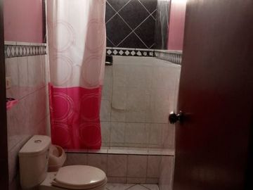 🏡 ¡Oportunidad excepcional para adquirir tu nueva casa en Santiago de Surco! 🌳