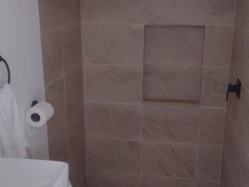 CASA EN VENTA CON ALBERCA EN XOCHITEPEC, MORELOS