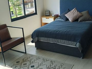 CASA EN VENTA CON ALBERCA EN XOCHITEPEC, MORELOS