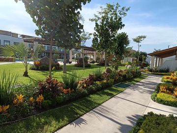CASA EN VENTA CON ALBERCA EN XOCHITEPEC, MORELOS