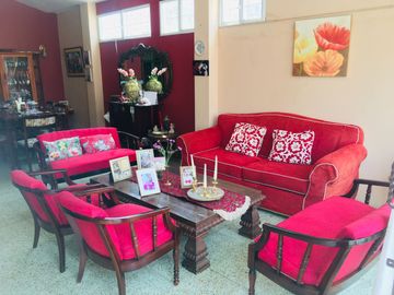Casa de un Piso en Venta al Costado del Parque de las Madres de Portoviejo