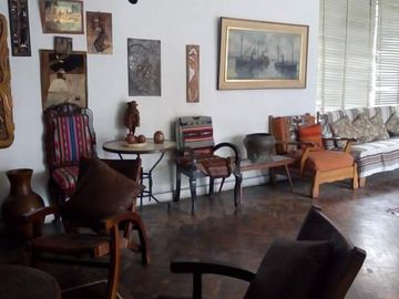 EXCELENTE CASA CON LOCAL COMERCIAL EN VENTA, MUY BIEN UBICADO EN EL BOULEVARD AL COSTADO DE LA MUNICIPALIDAD DE CHOSICA, CERCA AL PARQUE