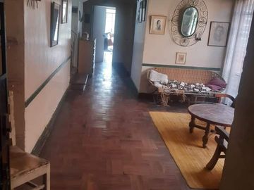 EXCELENTE CASA CON LOCAL COMERCIAL EN VENTA, MUY BIEN UBICADO EN EL BOULEVARD AL COSTADO DE LA MUNICIPALIDAD DE CHOSICA, CERCA AL PARQUE