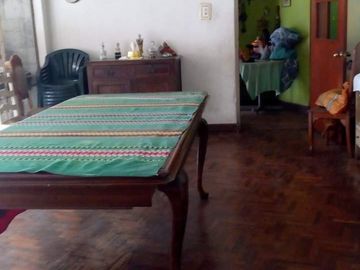 EXCELENTE CASA CON LOCAL COMERCIAL EN VENTA, MUY BIEN UBICADO EN EL BOULEVARD AL COSTADO DE LA MUNICIPALIDAD DE CHOSICA, CERCA AL PARQUE