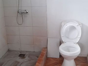 Depto Interior de 2D  y 1 baño cercano Av. Departamental sin Estacionamiento