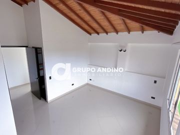 Se Vende Casa en el Condómino Terrazas de Mensulí – Piedecuesta