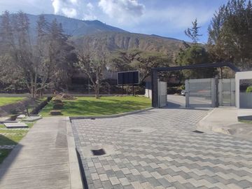 DE VENTA CASA 3 DORMITORIOS EN CONJUNTO POR ESTRENAR - POMASQUI