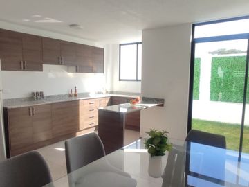 DE VENTA CASA 3 DORMITORIOS EN CONJUNTO POR ESTRENAR - POMASQUI
