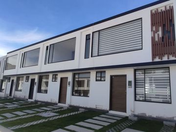 DE VENTA CASA 3 DORMITORIOS EN CONJUNTO POR ESTRENAR - POMASQUI