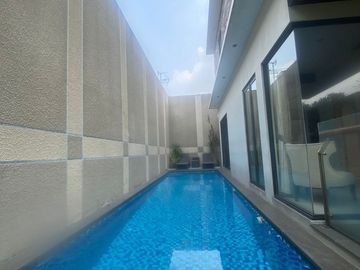 Rumah Minimalis Modern Full Furnish Siap Huni di Bukit Mas Rempoa, Jaksel
