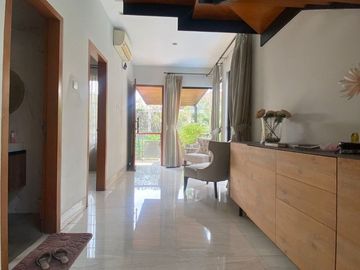 Rumah Minimalis Modern Full Furnish Siap Huni di Bukit Mas Rempoa, Jaksel