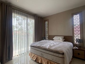 Rumah Minimalis Modern Full Furnish Siap Huni di Bukit Mas Rempoa, Jaksel