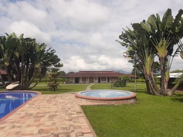 Finca turistica en venta en Montenegro quindio