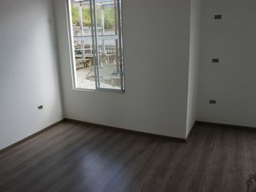 Venta, Casa, Nueva, Acabados de Primera, Norte, Quito, Conocoto.
