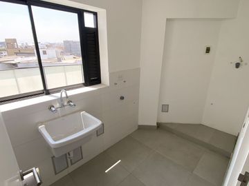 Se Vende Dpto De Estreno En Zona Tranquila De San Borja Cerca Al Pentagonito