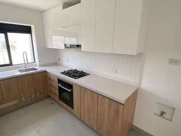 Se Vende Dpto De Estreno En Zona Tranquila De San Borja Cerca Al Pentagonito