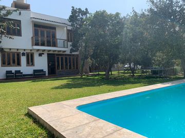 ALQUILER DE CASA DE CAMPO EN CIENEGUILLA, 5 DORM, 12 PERSONAS.
