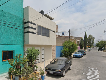 Casa en Venta La Perla Ciudad Nezahualcoyotl, CDMX.