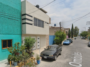 Casa en Venta La Perla Ciudad Nezahualcoyotl, CDMX.