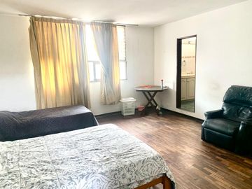 VENDO CASA EN JR. LOS RECUERDOS, SAN BORJA, SURCO, 702 mts2