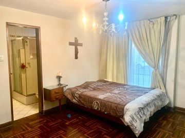 VENDO CASA EN JR. LOS RECUERDOS, SAN BORJA, SURCO, 702 mts2