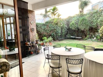 VENDO CASA EN JR. LOS RECUERDOS, SAN BORJA, SURCO, 702 mts2