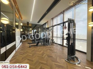 The Issara Sathorn