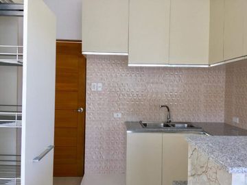 4 Bedroom House and Lot in Trevi Excutive Village
