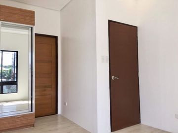 4 Bedroom House and Lot in Trevi Excutive Village