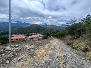 Terreno en venta en Vilcabamba sector Plaza Vieja