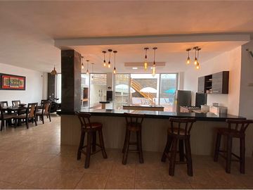 Casa Rentera De Venta En Crucita