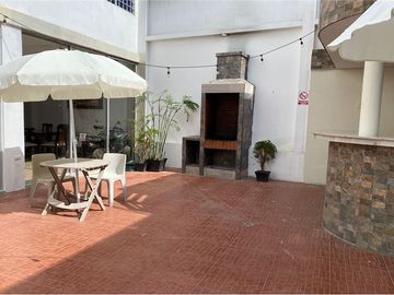 Casa Rentera De Venta En Crucita