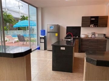 Casa Rentera De Venta En Crucita