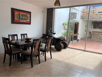 Casa Rentera De Venta En Crucita