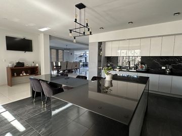 Casa en venta en Residencial Cedros