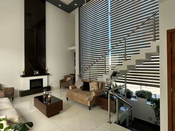 Casa en venta en Residencial Cedros