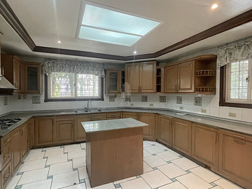 Elegant, Spacious House for Sale in Valle Verde 6, Pasig City