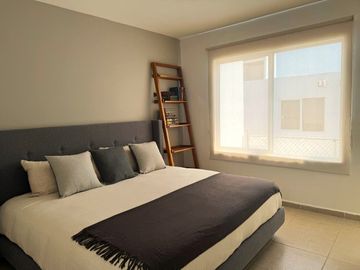 CAS EN VENTA NUEVA EN LEÓN GTO EN PRIVADO CON VIGILANCIA 24/7 EN ZONA NORTE