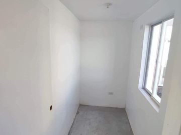 House and Lot with 5 Bedrooms in Subic, Zambales