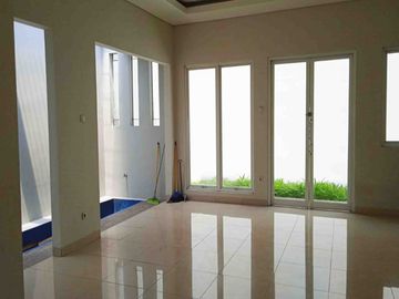 RUMAH SEWA TAHUNAN DI KEBAYORAN HEIGHT BINTARO
