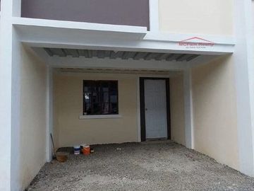 𝗔𝗙𝗙𝗢𝗥𝗗𝗔𝗕𝗟𝗘 𝗧𝗢𝗪𝗡𝗛𝗢𝗨𝗦𝗘 𝗡𝗘𝗔𝗥 𝗠𝗔𝗡𝗜𝗟𝗔 Istana Tanza Cavite