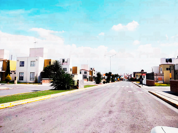 CASA EN REMATE EN PASEOS DE LA PLATA PACHUCA