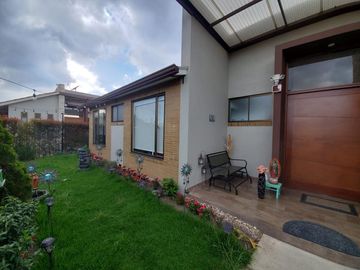 VENTA CASA CAMPESTRE EXCLUSIVA CONJUNTO CERRADO CAJICA , LA VIRGEN