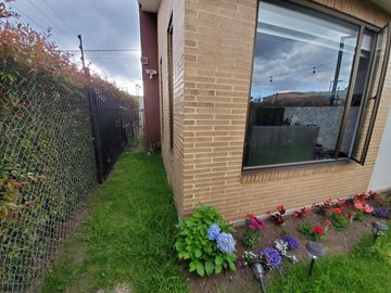 VENTA CASA CAMPESTRE EXCLUSIVA CONJUNTO CERRADO CAJICA , LA VIRGEN