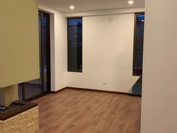 VENTA CASA CAMPESTRE EXCLUSIVA CONJUNTO CERRADO CAJICA , LA VIRGEN