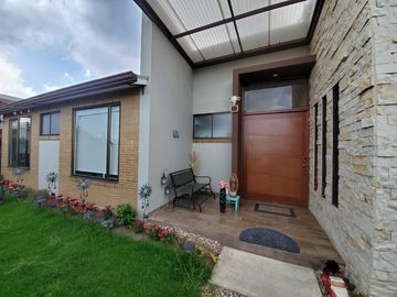 VENTA CASA CAMPESTRE EXCLUSIVA CONJUNTO CERRADO CAJICA , LA VIRGEN